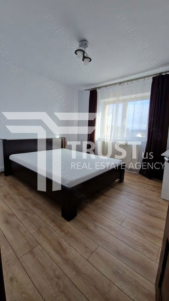 Apartament 3 Camere / Zona Lipovei / Centrala Proprie