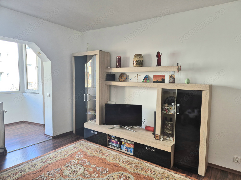 Apartament 3 camere decomandat