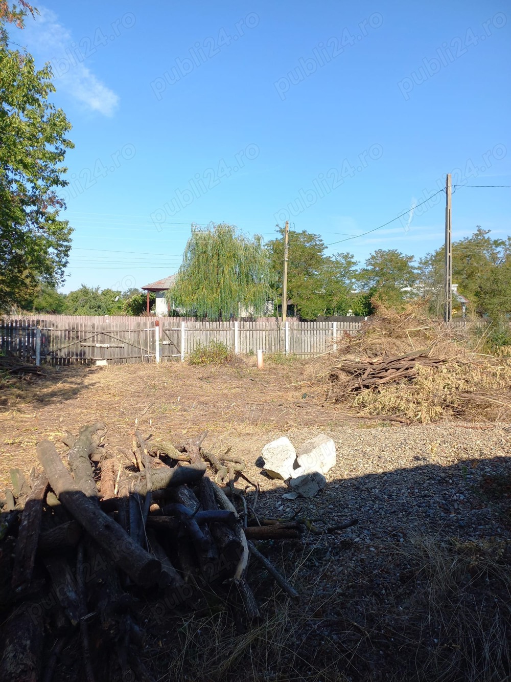 Vand teren generos 1700 mp cu casa in constructie in Smirna, Ialomița