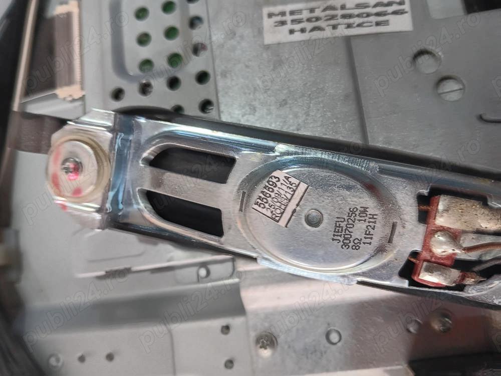 set 2 difuzoare 30070256 8ohm 10w de pe tv Hyundai 32hyl95a