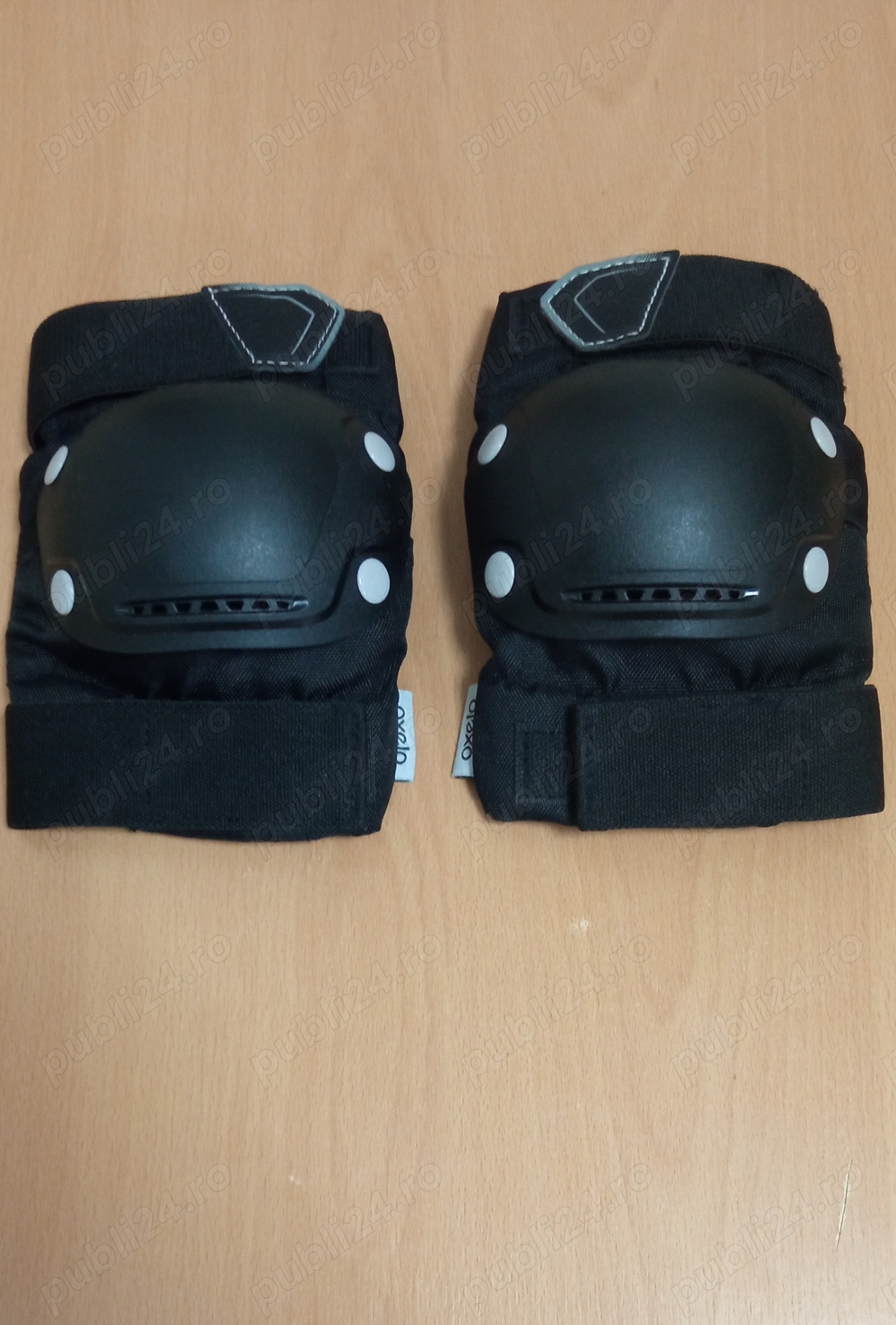 Vând Genunchiere  Oxelo  FIT500,Noi.