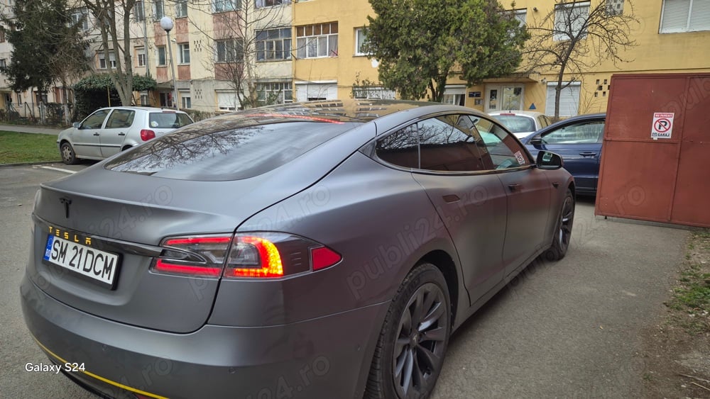 Vand tesla s 2020