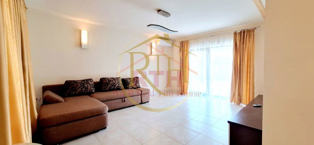 Oferim spre inchiriere casa-duplex cu 4 camere, zona Braytim