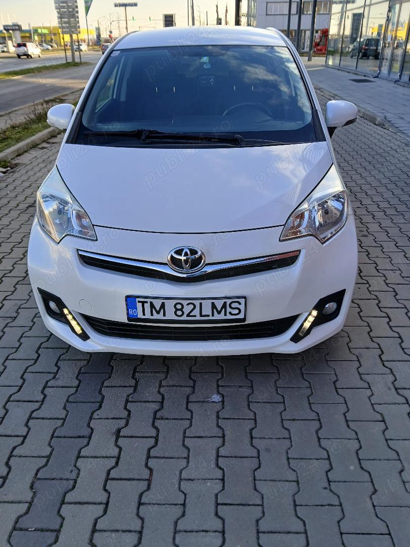Persoana fizica: Toyota Verso S,1,4 D -4D. Persoana fizica: Toyota Verso S,1,4 D -4D.