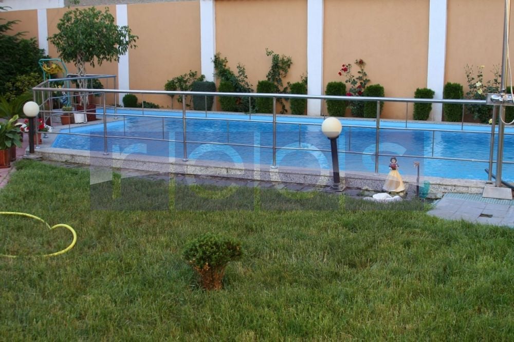 VANZARE VILA 340MP | 7 CAMERE | PISCINA | BANEASA | GARAJ |