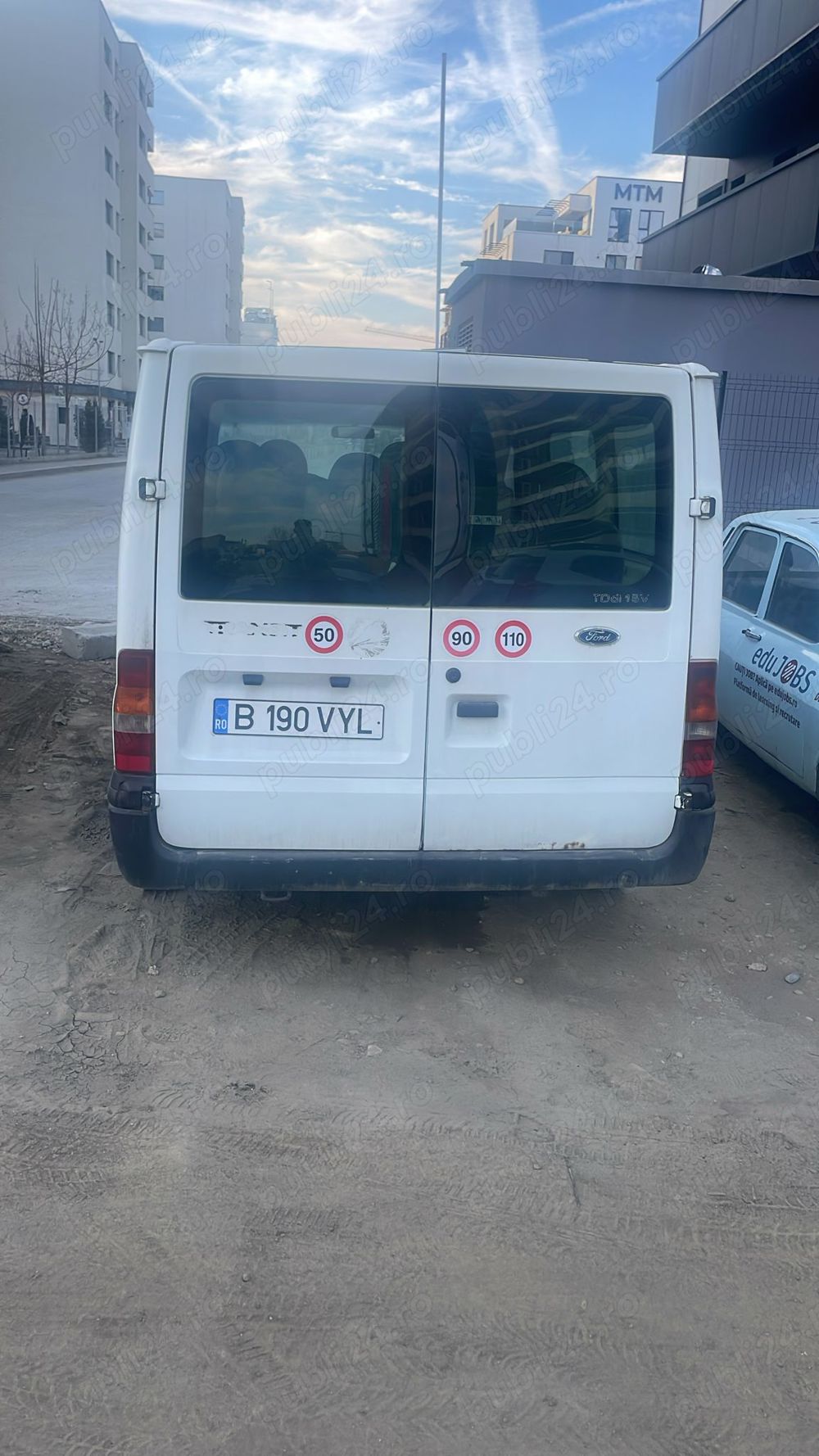 vindem masini autoutilitare