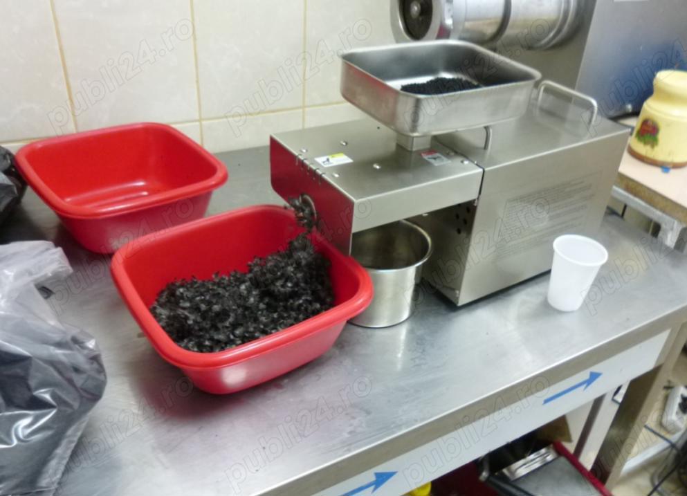 Presa de ulei la rece - negrilica