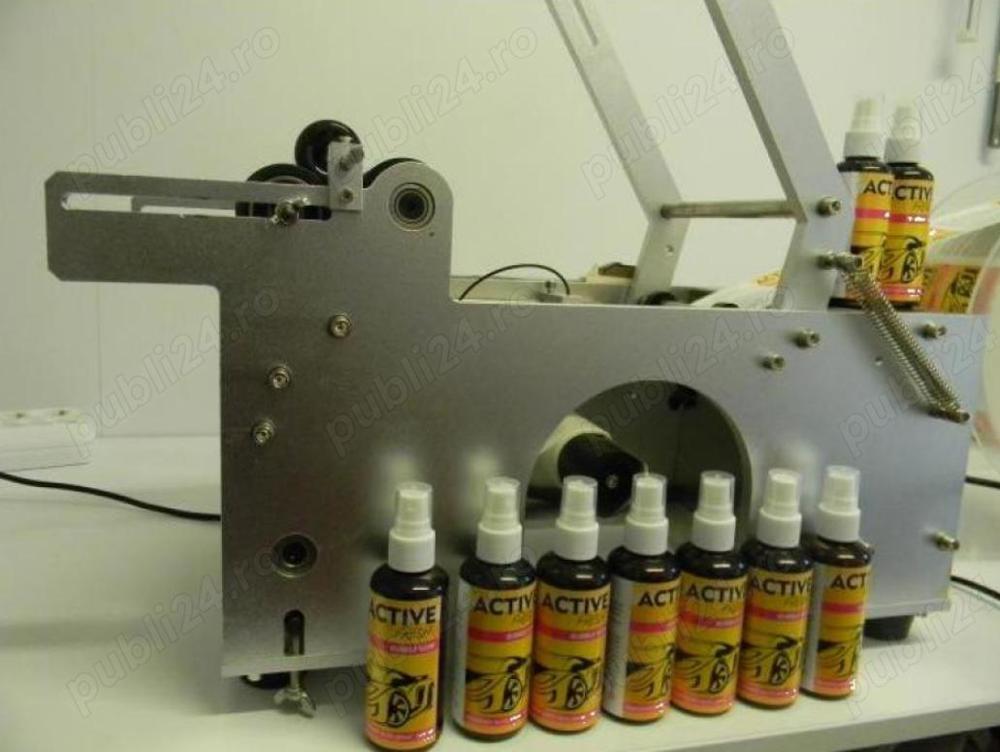 Masina etichetare 220V semiautomata