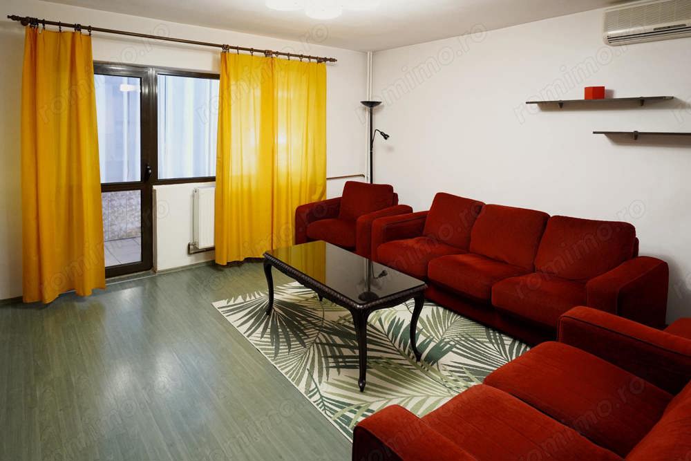 Inchiriez apartament 2 camere, vis a vis de Mall Vitan, complet mobilat si utilat.