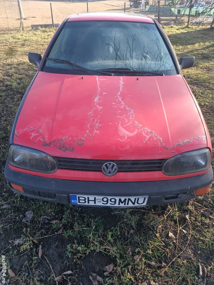 Vând golf 3 1 4 benzină