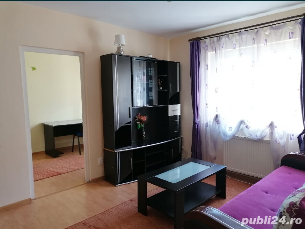 Inchiriez apartament 2 camere zona Vasile Aron Sibiu