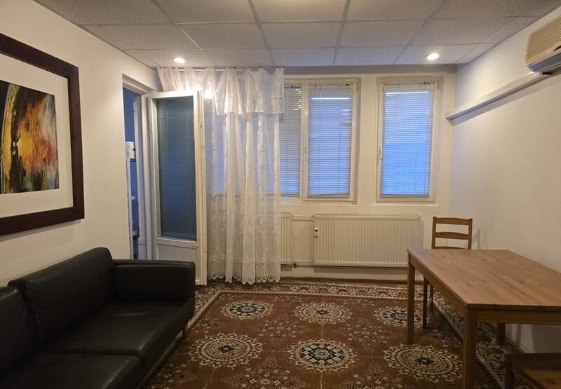 Apartament cu 3 camere, Baba Novac