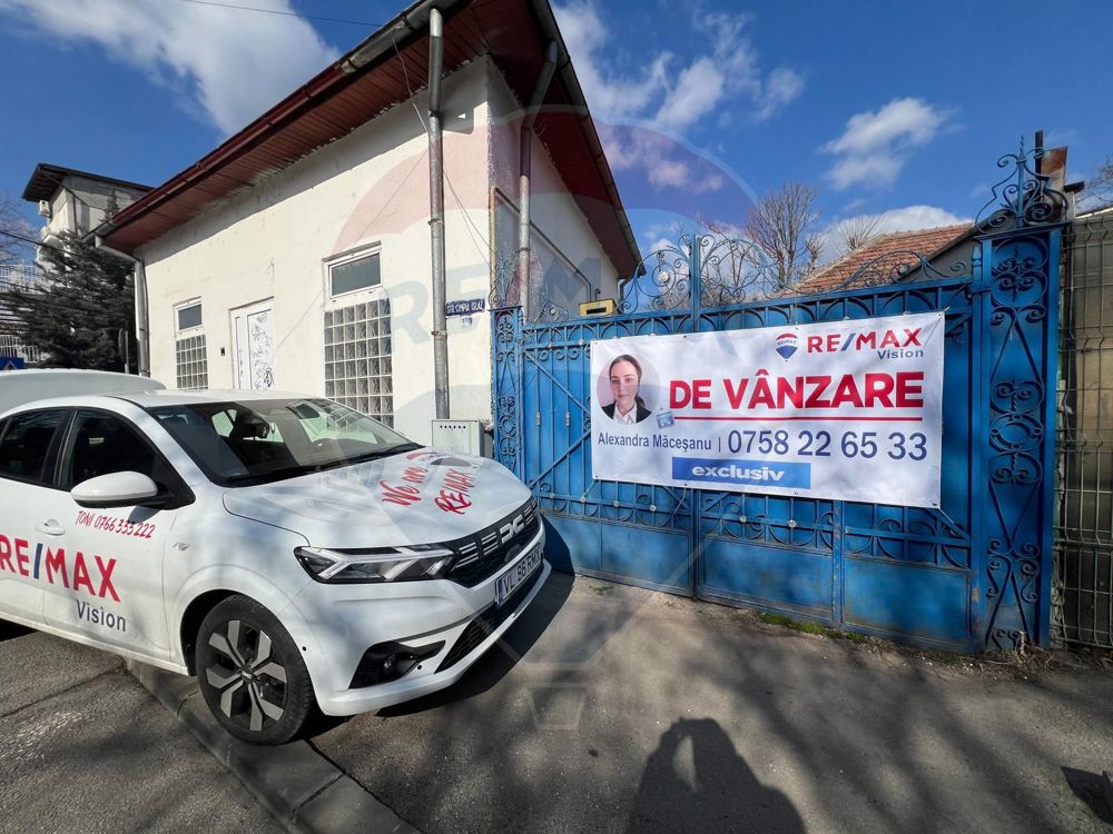 Casă / Vilă cu 7 camere de vânzare în zona Central