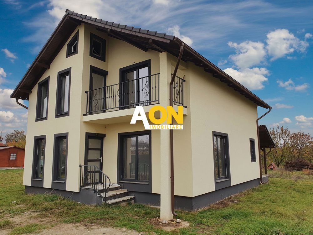 Casă nouă P+M, 5 camere, încălzire pardoseală, Alba-Micești, stânga Casă nouă P+M, 5 camere, încălzire pardoseală, Alba-Micești, stânga