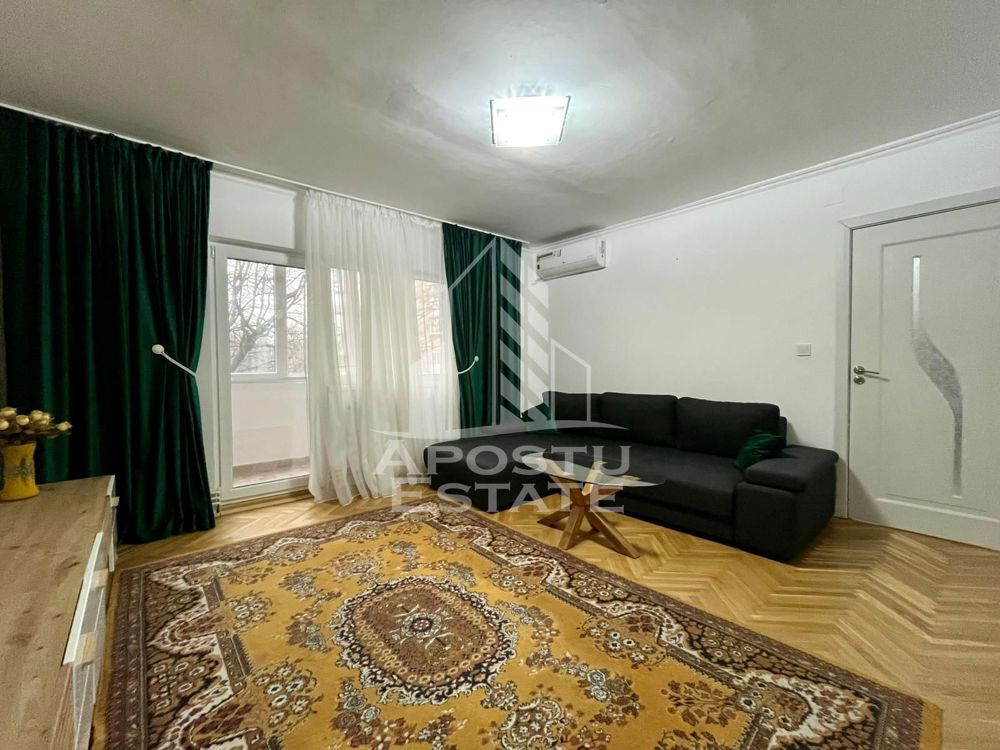 Apartament 3 camere de inchiriat, zona Complex studentesc, Timisoara