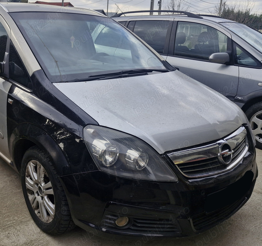 Capota Opel Zafira B - Argintiu, aripa stanga/dreapta neagra