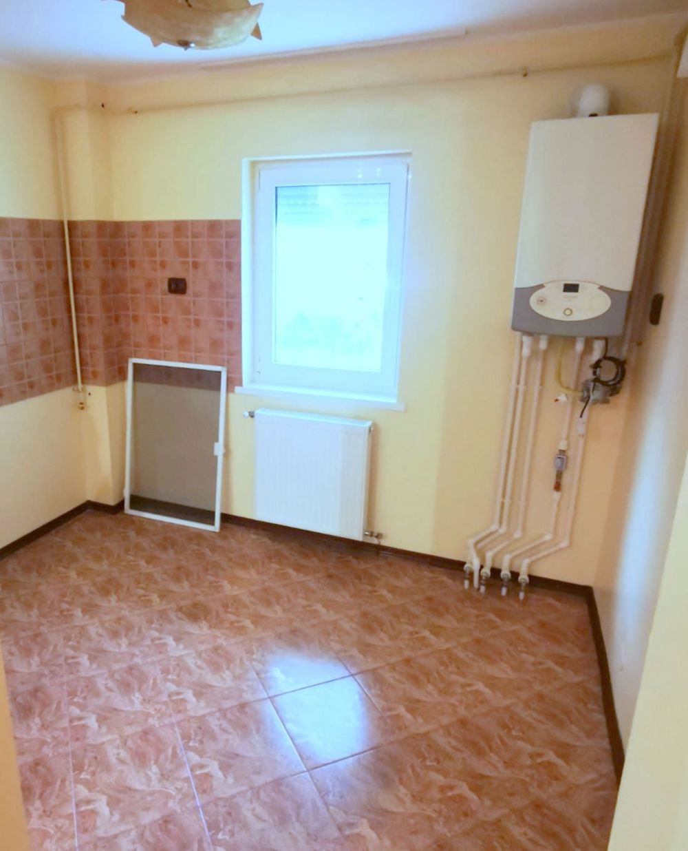 Apartament cu 2 camere, parter - Siderurgistilor