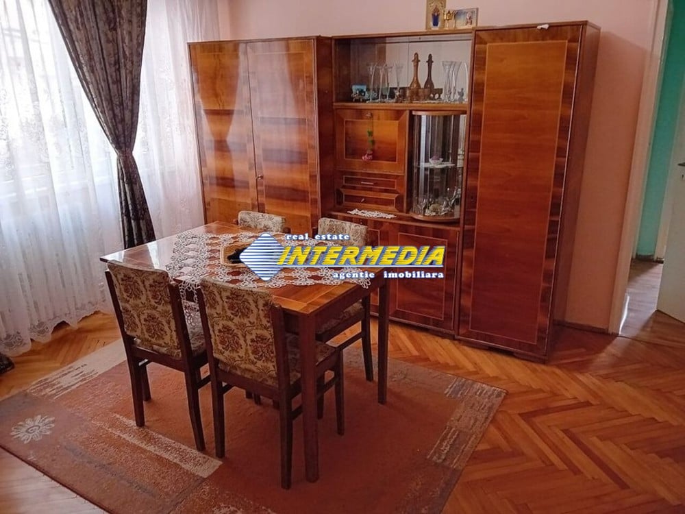 Apartament 2 camere 50 mp de vanzare Cetate Bulevard 