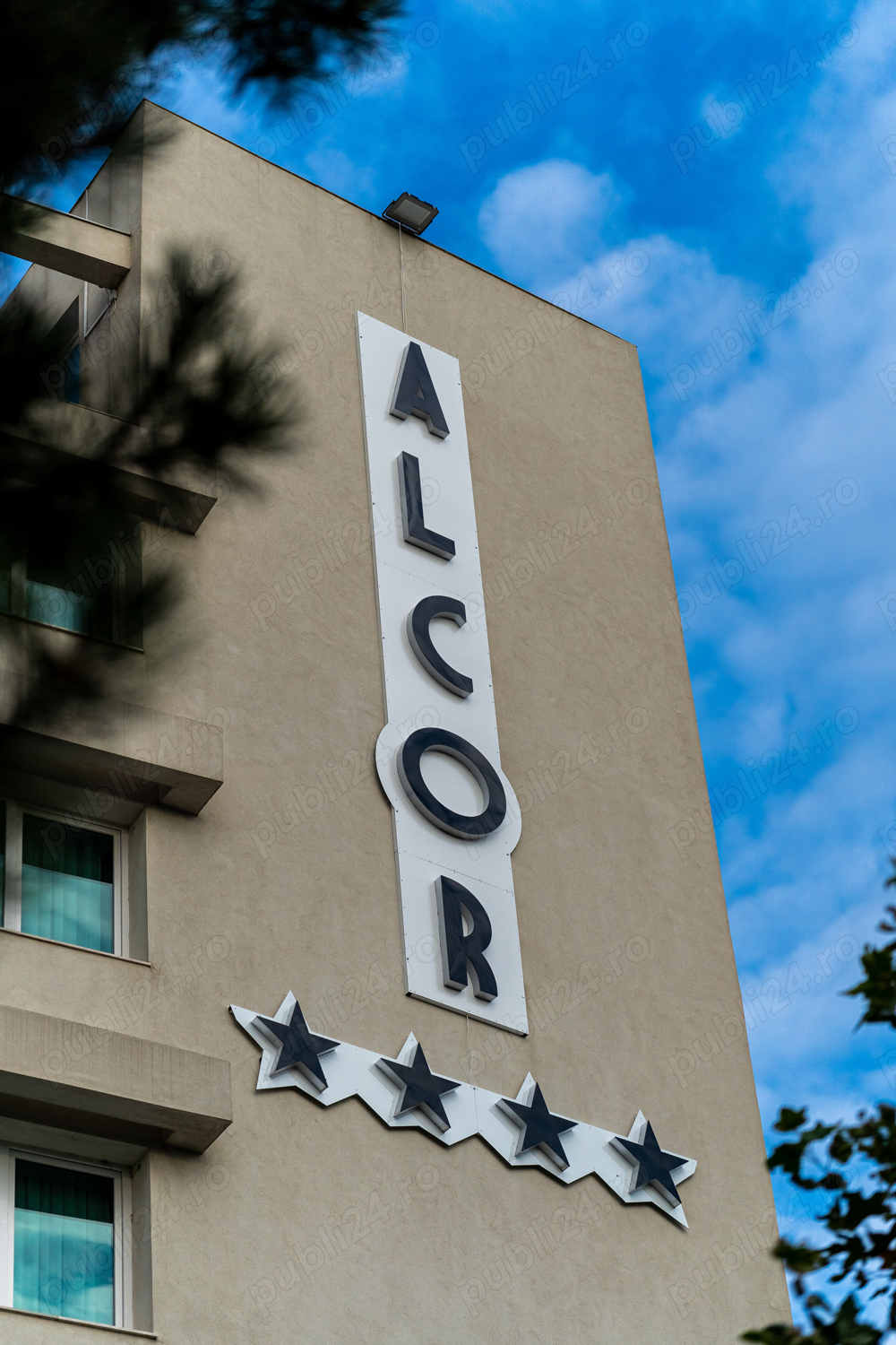 Angajam Economist - contabil, post permanent