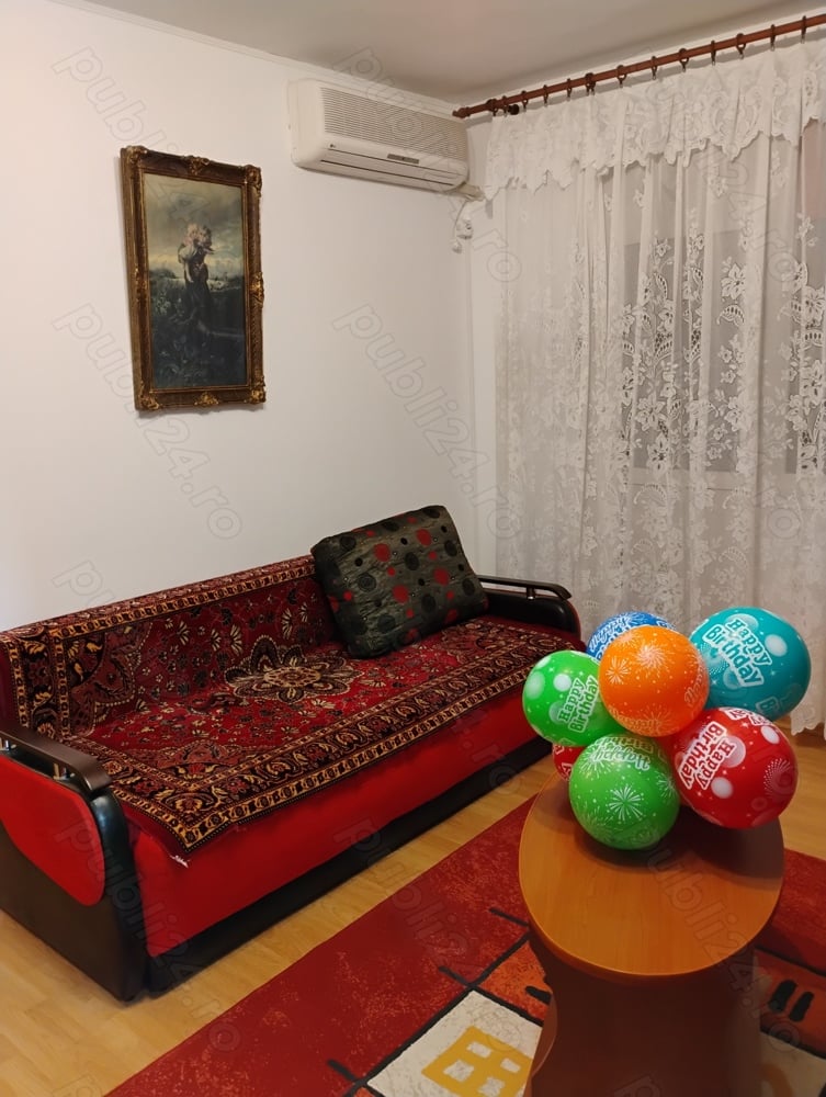 Închiriez apartament 