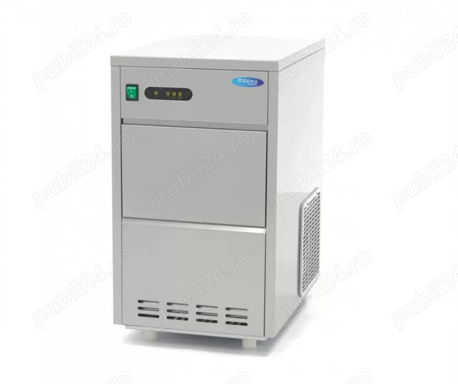 Mașină de gheață - 24 kg zi - cuburi de gheață - răcire cu apă - stocare 5 kg