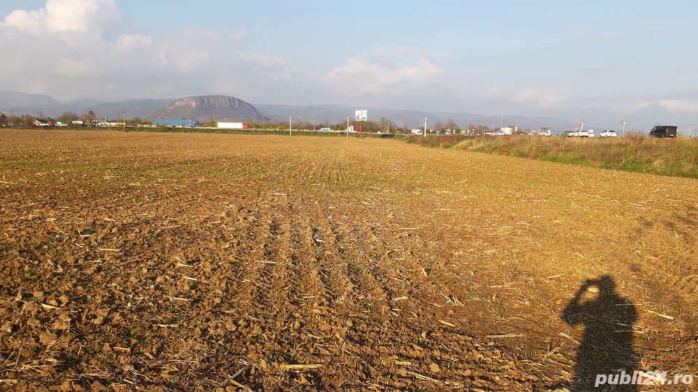 vand teren intravilan