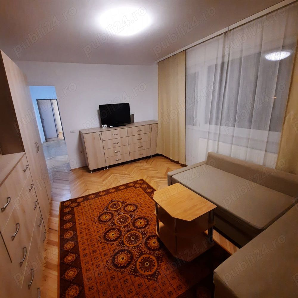 Proprietar-Apartament cu 3 camere, centrala proprie, Iulius Mall