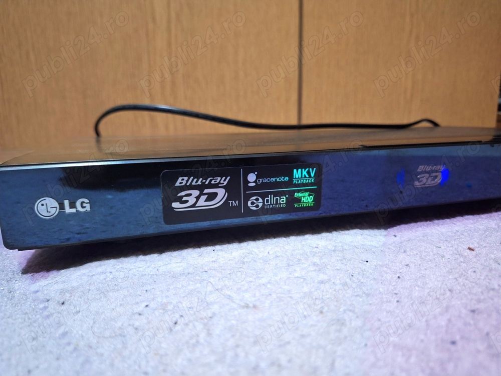 LG BX580 3D Network Blu-Ray DVD Player Full HD USB HDMI USB WiFi MP3 dlna