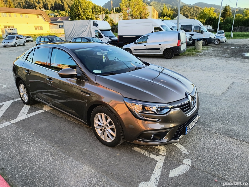 Vând Renault Megane 4 , 1.3 Tce benzina , 57800km , 2019.