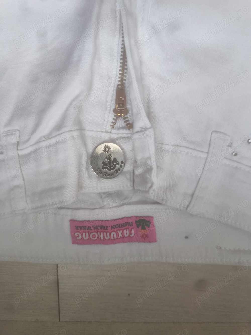  Blugi Albi Dama Embroidered Raw Hem Mid Rise Cropped White Jeans Size 30