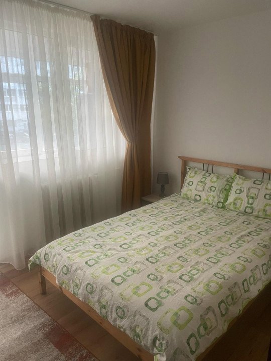 Apartament de 2 camere, decomandat, 55 mp, AC, zona Tineretului