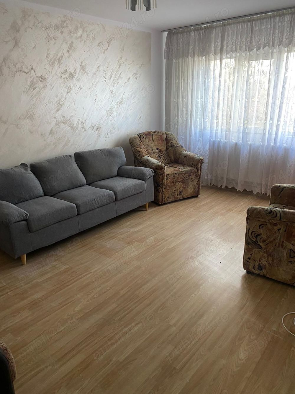 De inchiriat apartament 2 camere dec.in Galati, Micro 39B, renovat si mobilat