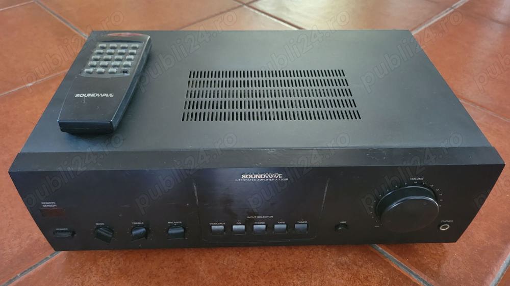 Amplificator stereo SOUNDWAVE A-1300R si boxe