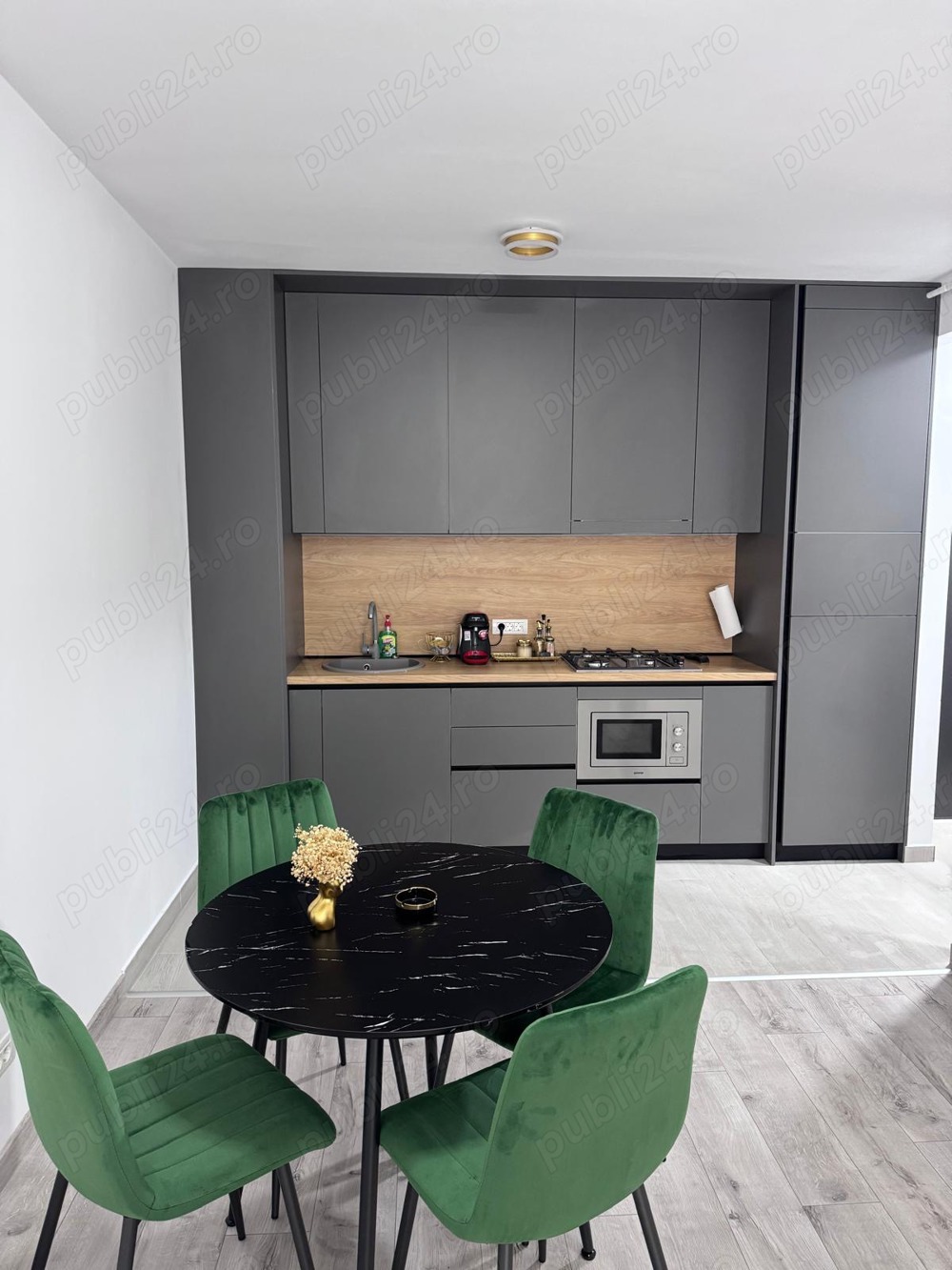 Apartament regim hotelier Adora Park 