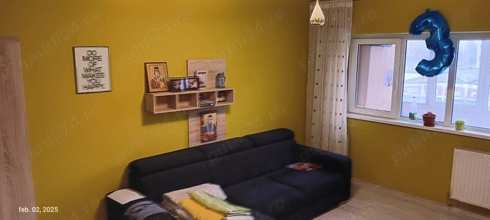 Inchiriez apartament zona Garii