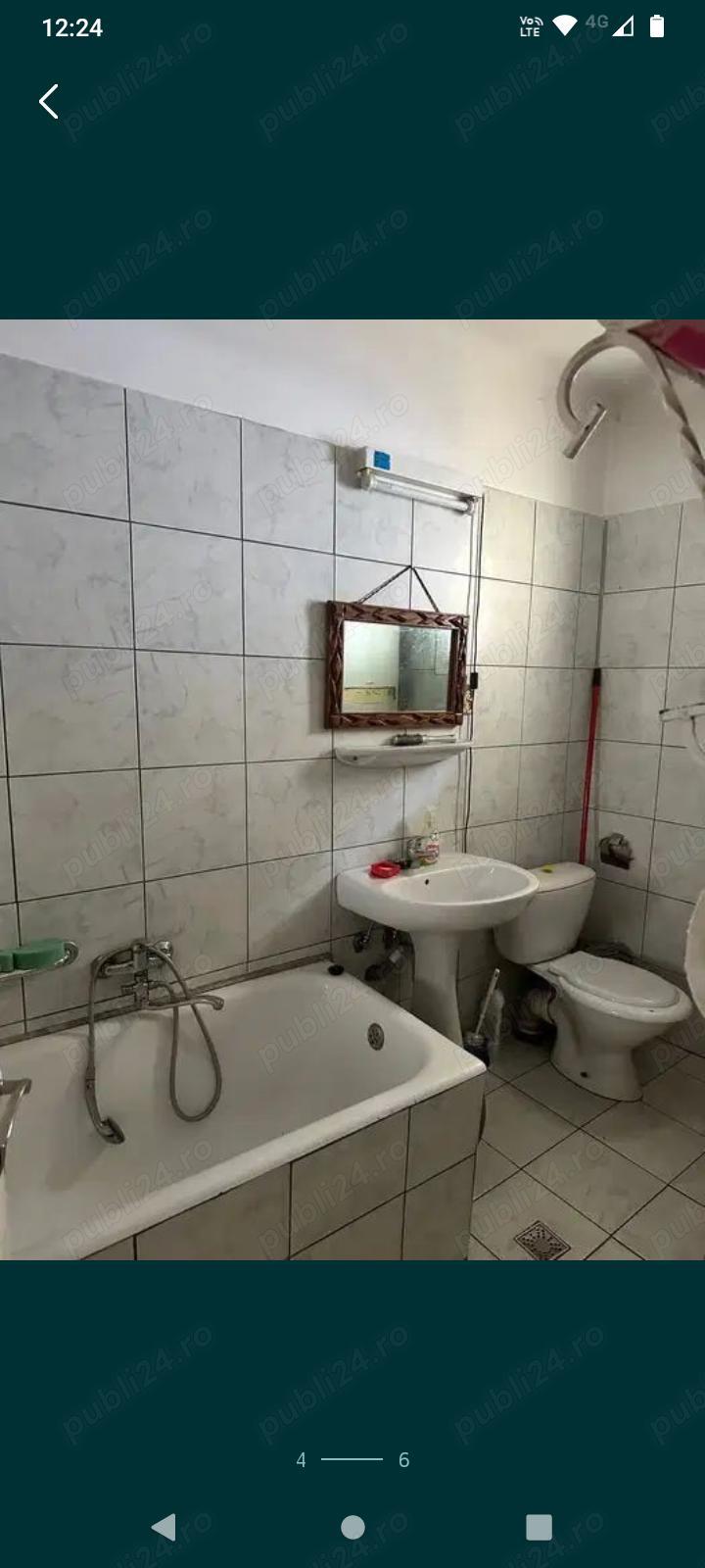 Vând apartament in casa veche (bonus teren extravilan)