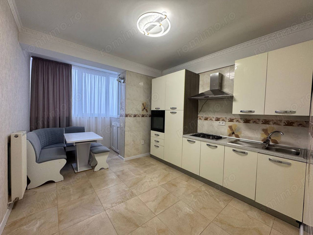 Apartament de vanzare in zona Schei