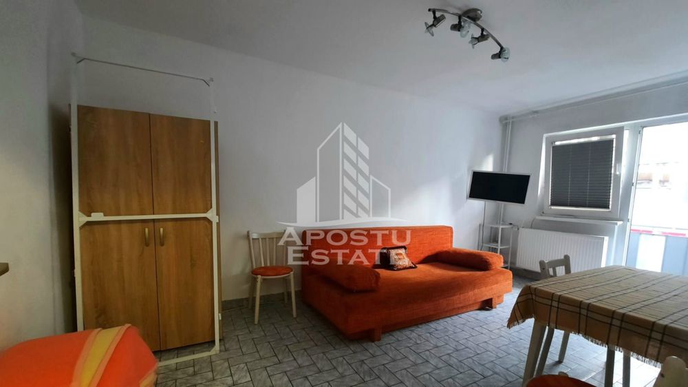 Apartament cu o camera de inchiriat la 200 euro in zona Banu Maracine