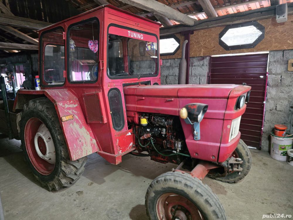 vând 445 in stare perfectă 