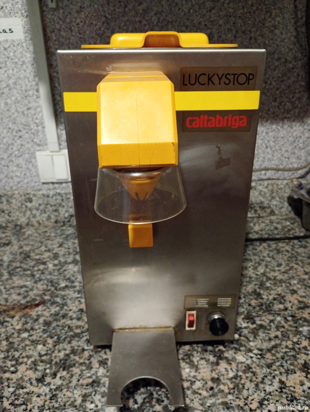 mașina de făcut frișcă profesional 