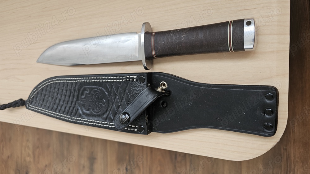 Fallkniven Tor,perfecta stare,folosit ocazional la taiat carne.