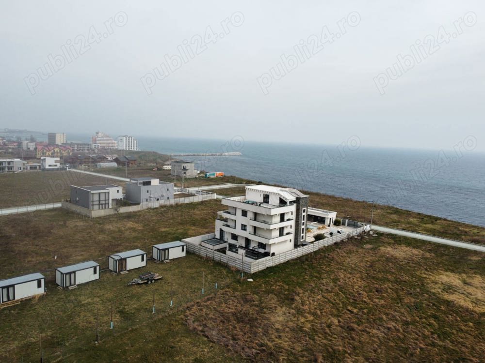 Teren de vanzare in Costinesti zona Forum randul 2 de la Marea Neagra