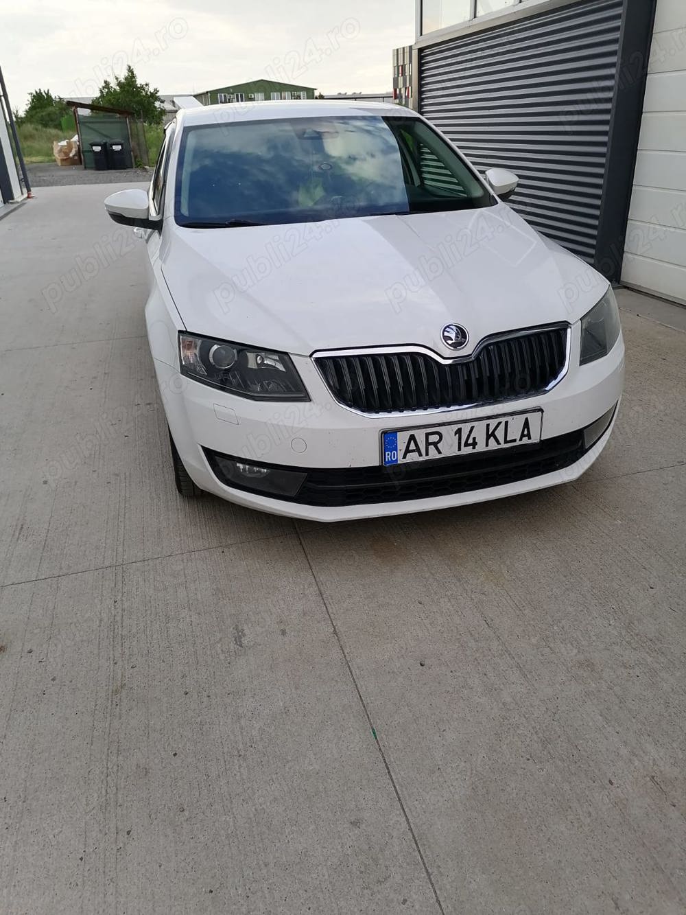 Vând Skoda Octavia III  Vând Skoda Octavia III