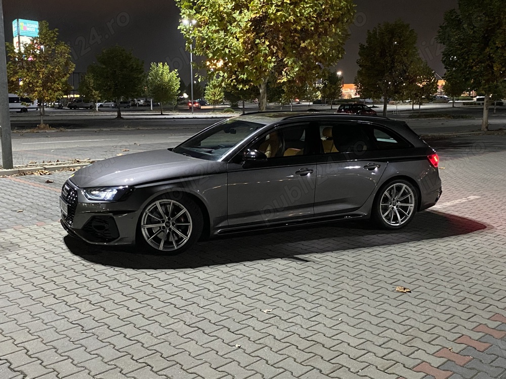 AUDI RS4 - individual, dynamic 280km h, 2020 (decembrie) 