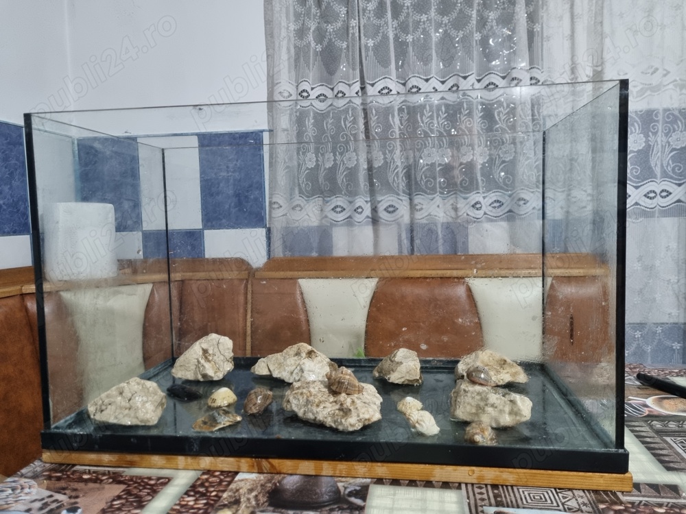 Vand acvariu 200 litri 