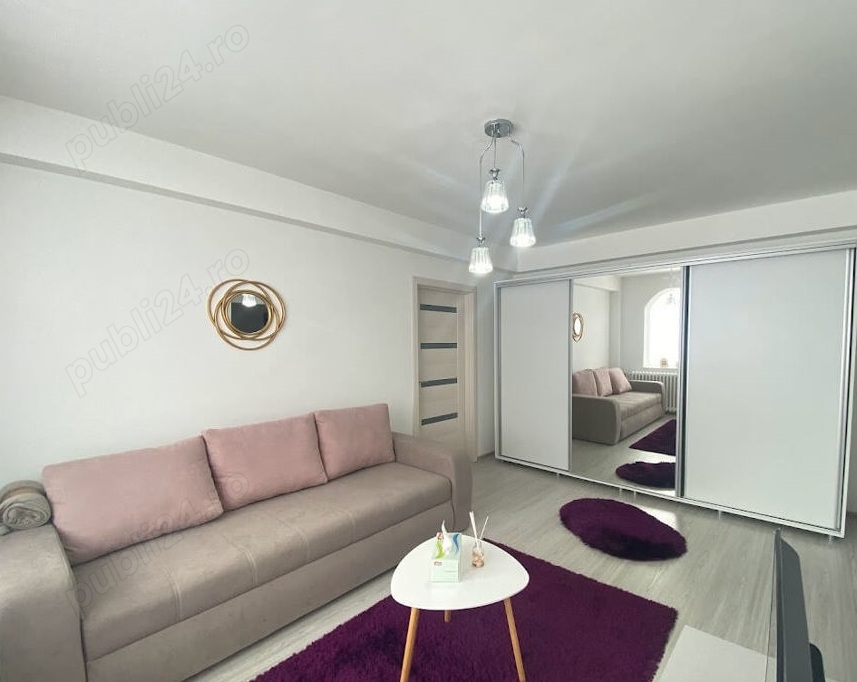 Zona tractorul chirie Apartament 2 camere Coresi Shopping