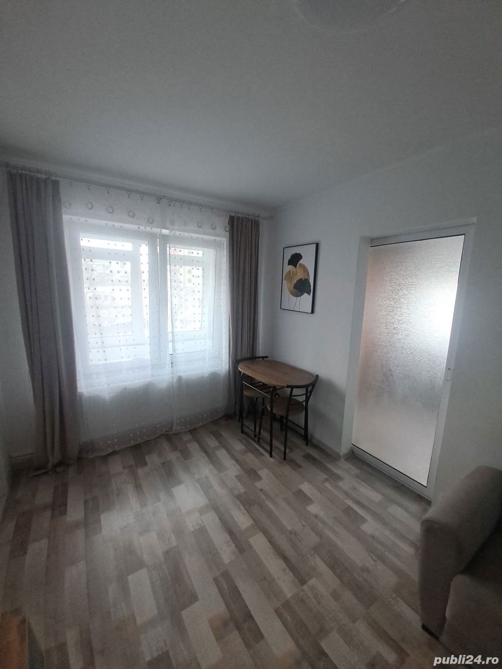 De închiriat apartament 2 camera Ciresica