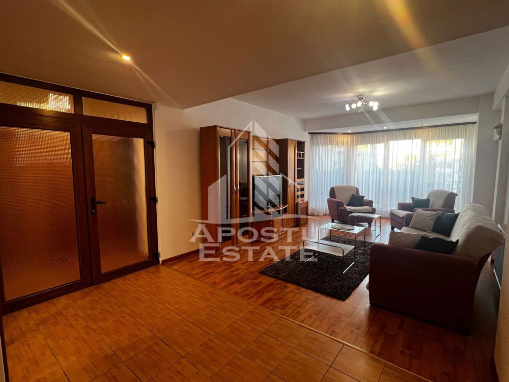 Apartament 4 camere, 2 bai, 2 locuri de parcare, Aradului