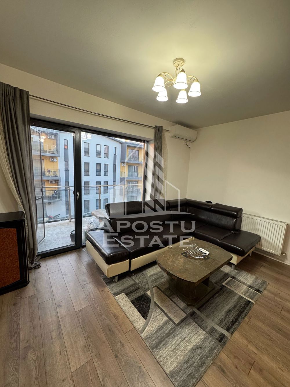 Apartament cu doua camere ,centrala proprie ,AC , in Giroc