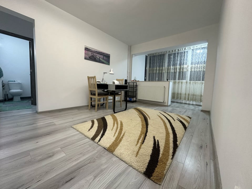 APARTAMENT CU 2 CAMERE/ ZONA VEST/ PLOIEȘTI 